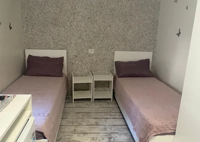 Aam House Pensiune *